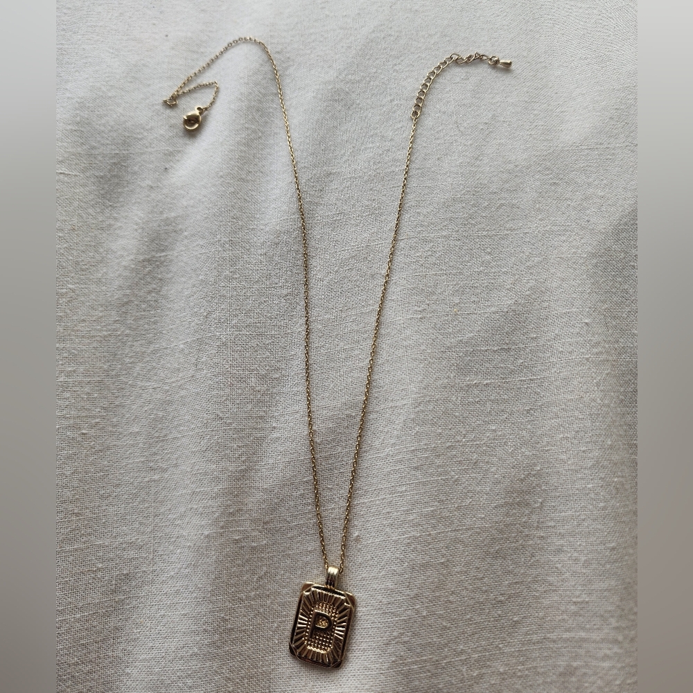 Gold "P" Pendant Necklace